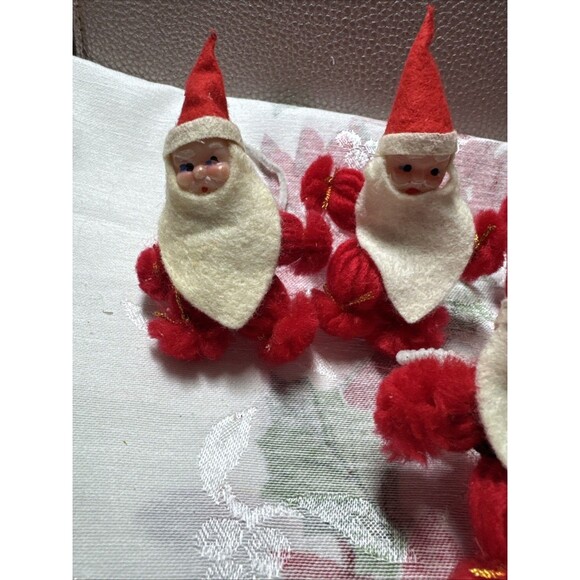 6 Vtg Yarn Spun Pom Pom Santa Christmas Ornaments Hugger Japan Pixie Decor - Picture 4 of 6